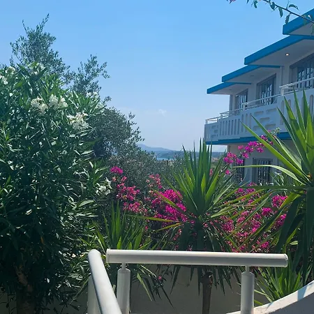 Aparthotel Skala