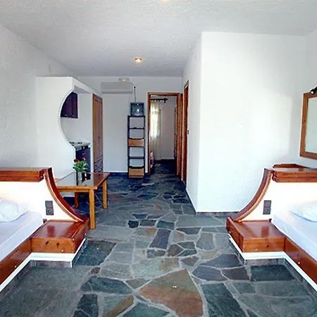 Aparthotel Skala